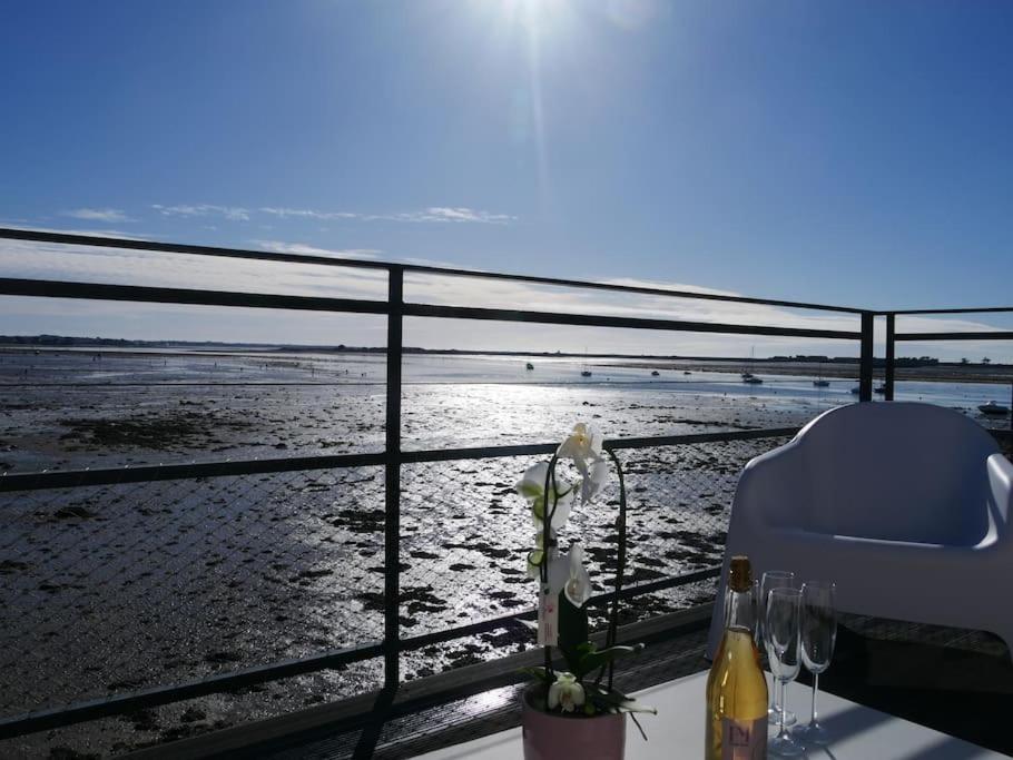 Arsav Vue Mer Et Plage ปอร์-หลุยส์ ภายนอก รูปภาพ