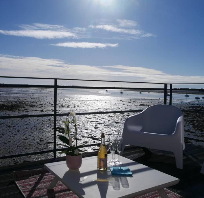 Arsav Vue Mer Et Plage ปอร์-หลุยส์ ภายนอก รูปภาพ